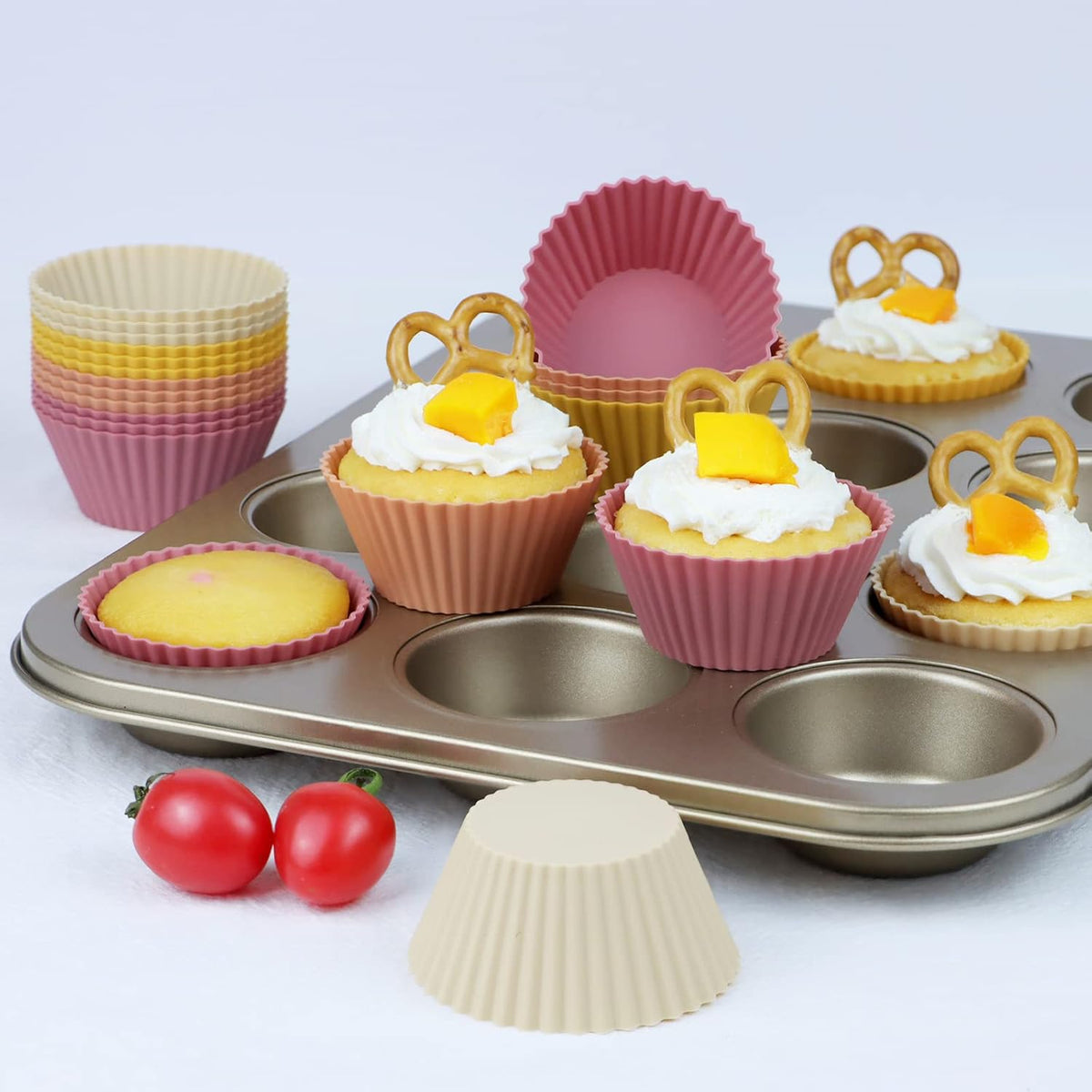 Large Silicone Muffin Cups, 12 Pack Reusable Cupcake Liners 3.54inch Baking Cups Jumbo Size Cake Molds, BPA Free, Dishwasher Safe