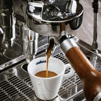 Lavazza Gold Selection Whole Bean Coffee Blend, Light Roast, 2.2 Pound Bag,Premium Quality, Blended and roasted in Italy,Well balanced
