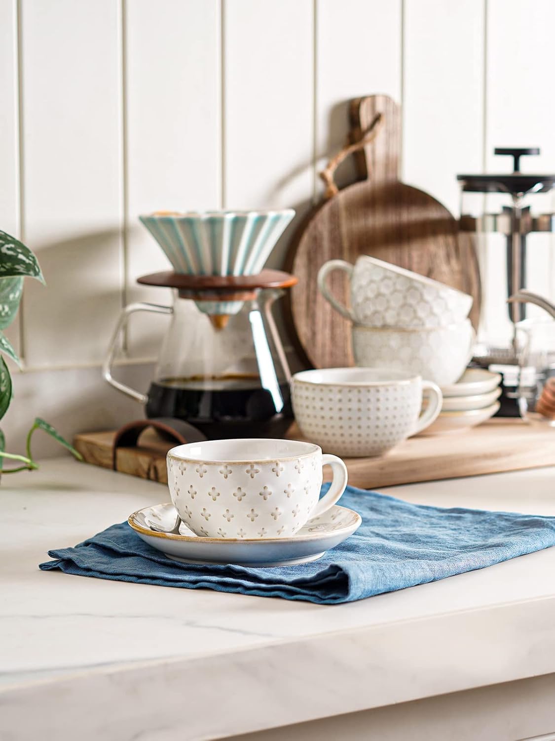 LE Tauci Cappuccino Cups with Saucers 6 oz, Ceramic Embossment Coffee Cup for Au Lait, Double shot, Latte, Cafe Mocha, Tea, Dishwasher Safe