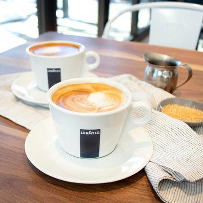 Lavazza QualitÃ Oro Whole Bean Blend, Medium Roast, 2.2 Pound,100% Arabica, Central America & African highland origins, Fruity & Aromatic