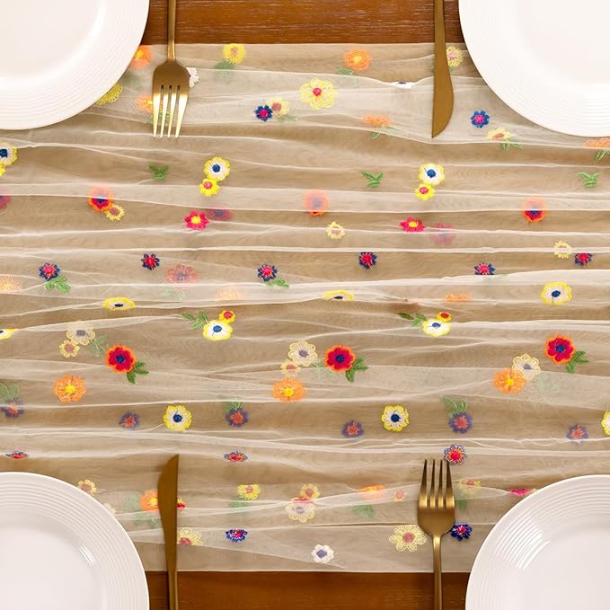 Socomi Flower Table Runner Summer Daisy Floral Tulle Gauze Cheesecloth Embroidery Table Runners for Tea Party Garden Wedding Bridal Baby Shower Birthday Picnic Decor Beige 3pcs