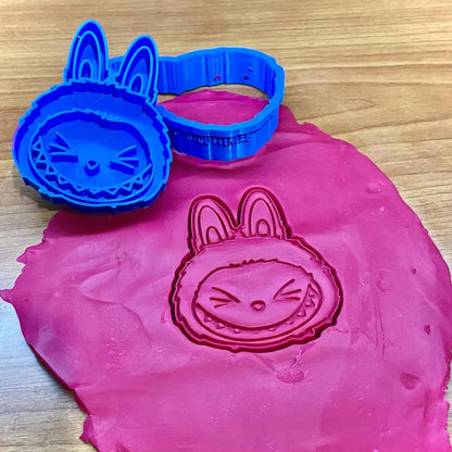 4-Piece Monster Spirit Cookie Stamp Set 3d Cute Doll Cookie Stamp Set With Cutter Suitable For Everyday Baking The Perfect Gift For Baking