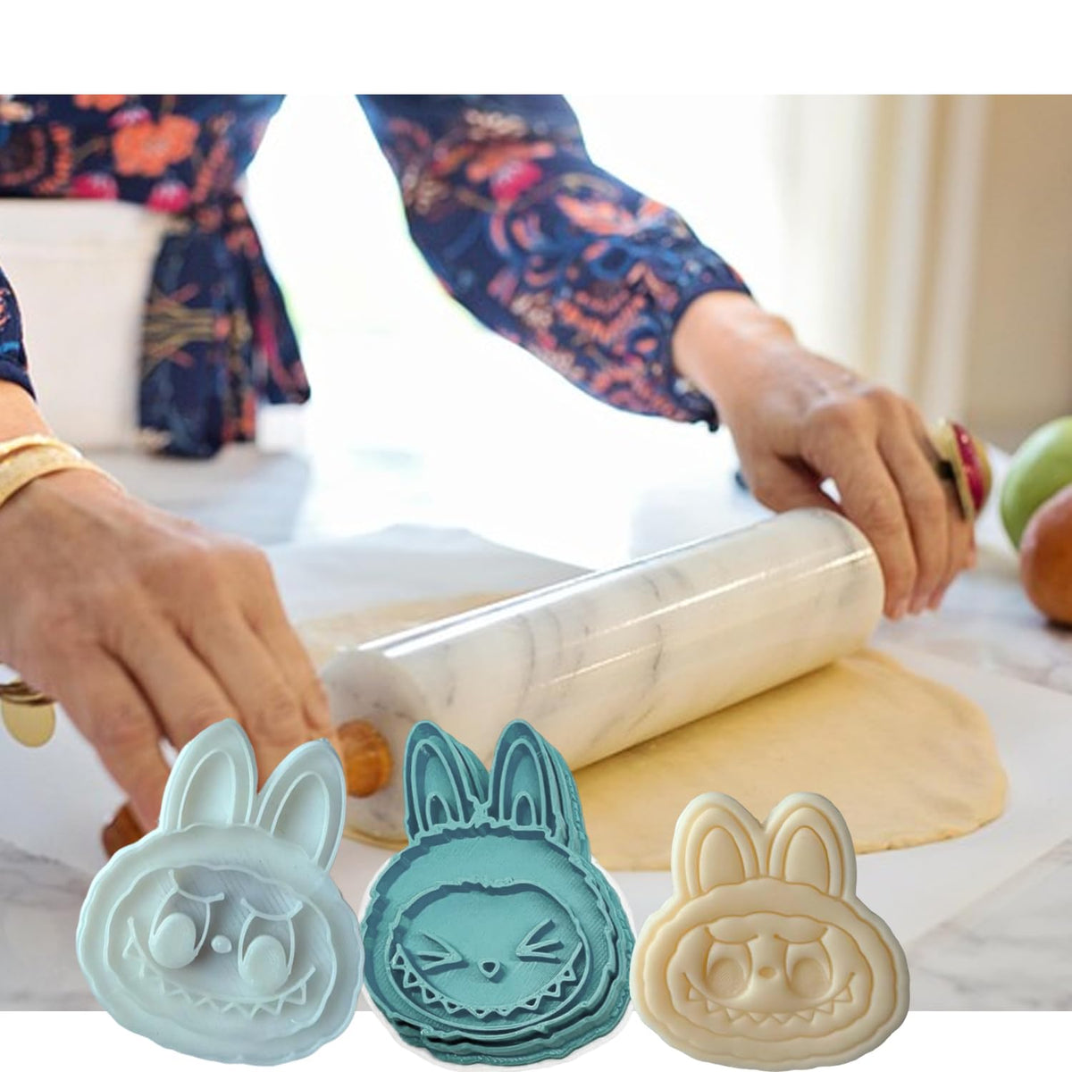 4-Piece Monster Spirit Cookie Stamp Set 3d Cute Doll Cookie Stamp Set With Cutter Suitable For Everyday Baking The Perfect Gift For Baking