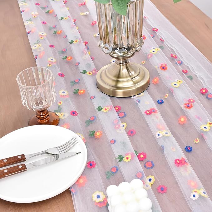 Joanlody 6pcs Ivory Embroidery Daisy Spring Summer Table Runner Florals Seasonal Easter Tulle Table Runner Holiday Kitchen Dining Table Decoration Wedding Party
