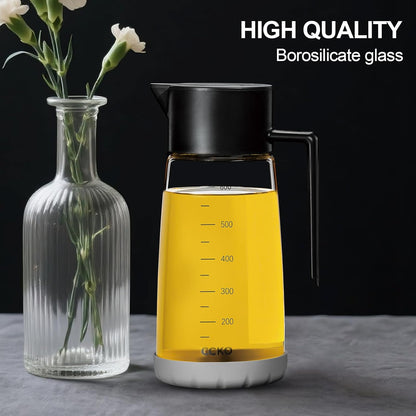 Olive Oil Dispenser Bottle for Kitchen with Leakproof and Dust Cover, Auto-Open & Close Glass Olive Oil Bottle with Non-Slip Bottom 600ml Cooking Oil and Vinegar Cruet Dispenser (Off-White)