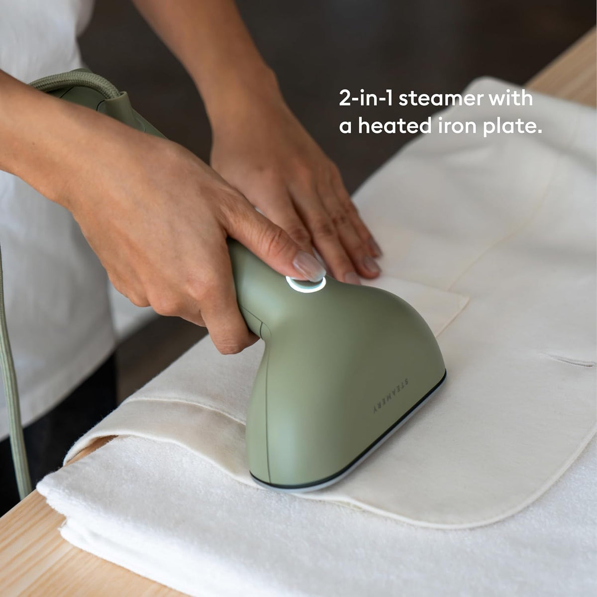 Steamery Handheld Clothes Steamer Cirrus 3, 1200W, US Plug, Heated Ironing Plate, Fast Heat Up, Garment Wrinkle Remover, Green