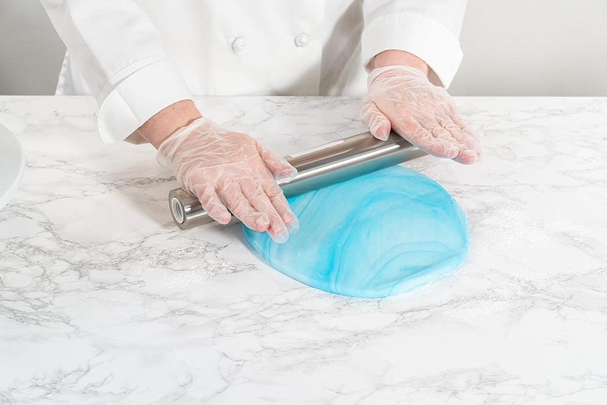 Bakerpan Premium Rolled Red Fondant for Cake Decorating - 2 Pounds, Vanilla Flavor