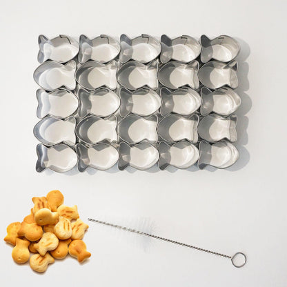 Goldfish Cracker Cutter, Stainless Steel Fish Cookie Cutters Shapes, DIY Mini Snack Crackers Mold 1 Inch, Fish-shaped Treats