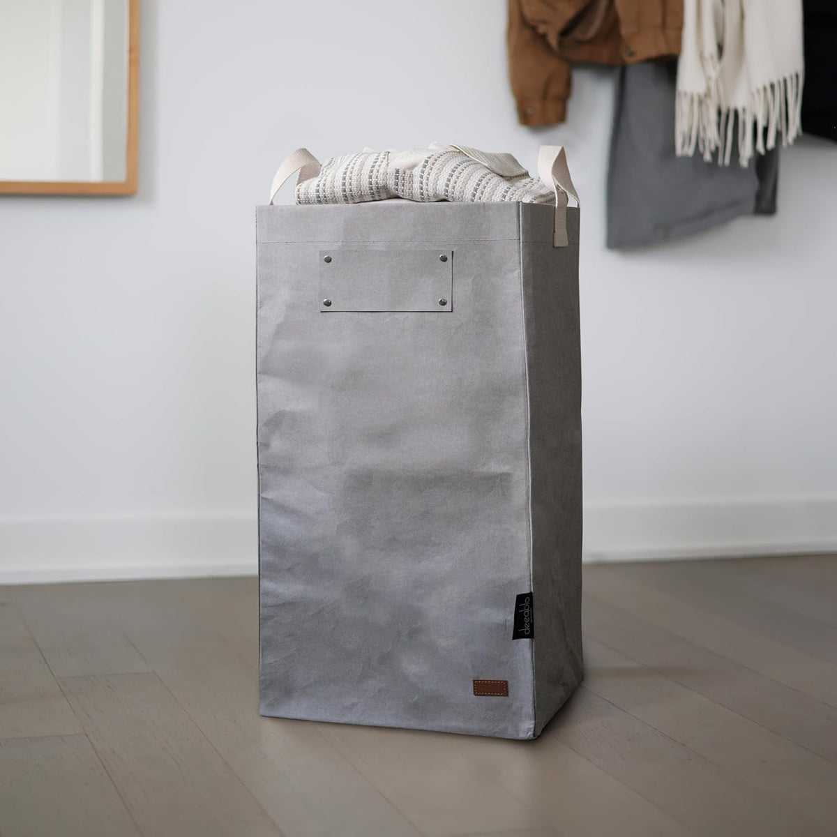 Deeablo New York - Sustainable Reusable Indoor Recycling Bin for Kitchen, Multipurpose Recycle Bin, Large Recycling Bins for Home, Washable Paper Bag for Recycling (Grey)