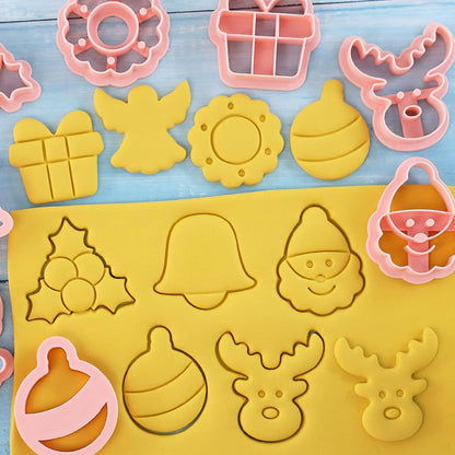 8Pcs Christmas Cookie Cutters, 3D Cookie Cutter Set, Snowman Deer Gift Cutters Cake Baking Fondant Embosser Stamps Christmas Party DIY Cake