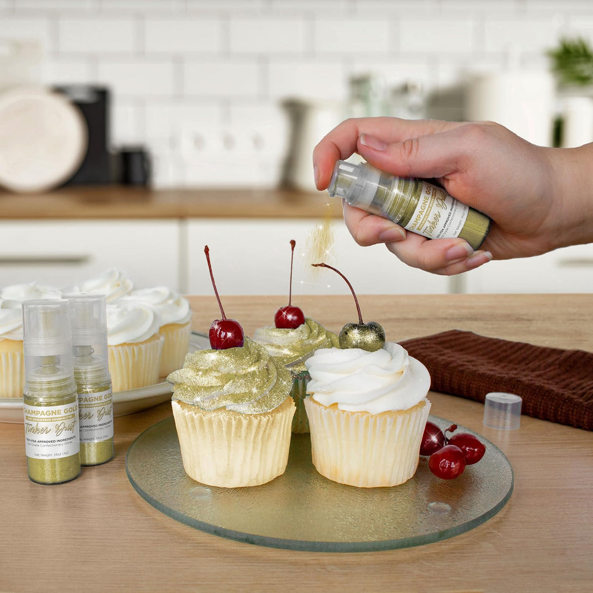 Bakell - Champagne Gold Tinker Dust Edible GLitter (4g, 1x Mini Spray Pump) for Food, Desserts, and Beverages!