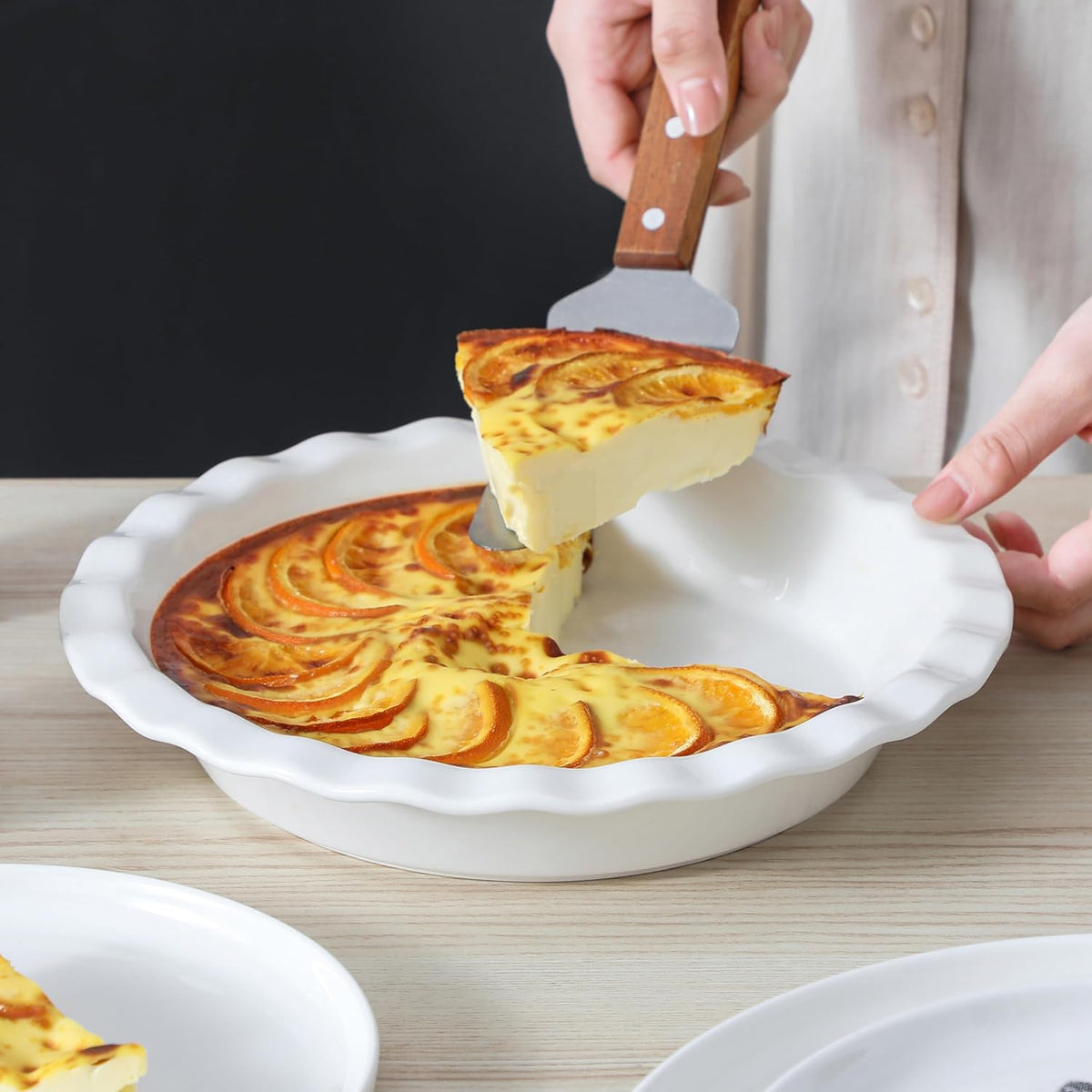 Malacasa Ceramic Pie Pan, Pie Pan for Baking 9 Inch, 40 OZ Pie Plate Round Pie Dish for Baking Fluted Pie Dish Baking Pan