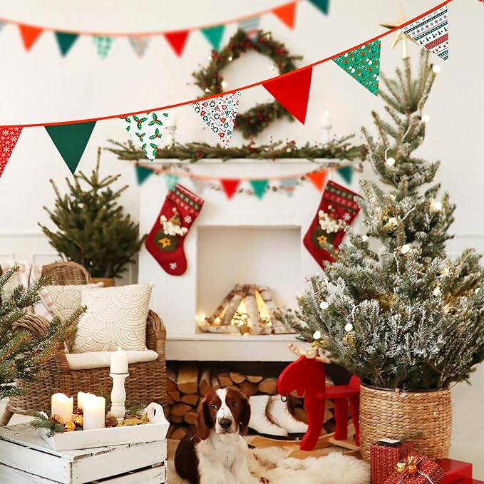 G2PLUS Christmas Triangle Bunting Banner, 39Ft Cotton Pennant Banner, Red and Green Fabric Flags for Holiday, Home and Party Hanging Decorations