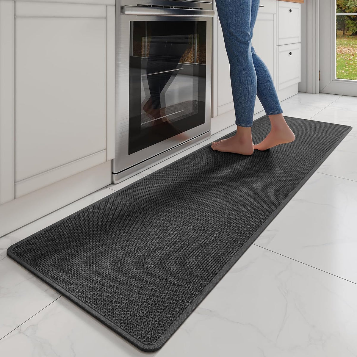 Kitchen Mats for Floor, Super Absorbent Kitchen Rugs Non Slip Washable, Soft Imitation Linen Braided Kitchen Runner Rug, Standing Mat Kitchens Sink Mat, Easy to Clean, Black 17x71