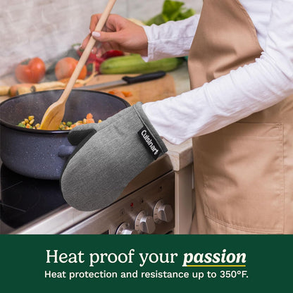 Cuisinart Mini Oven Mitts – 5.5” x 7” Heat-Resistant Kitchen Mitts for Oven with Non-Slip Neoprene Palm, Cotton Filling, and Fabric Loop