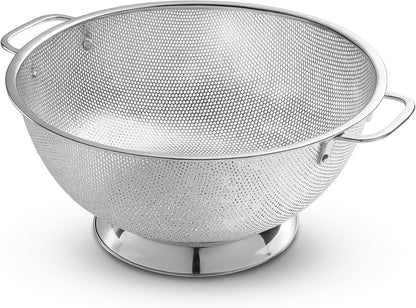 Bellemain Colander for Kitchen – 5 Qt Stainless Steel Strainer with Handle - 18/8 Pasta Strainer Bowl for Pasta, Spaghetti, Vegetables, Fruit