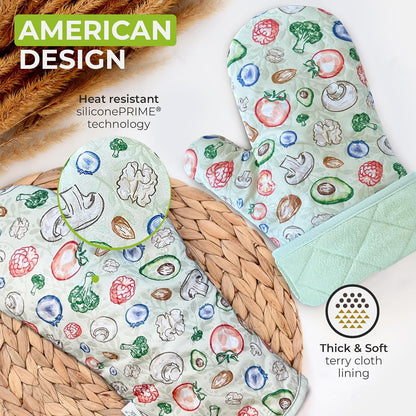 Premium Green Oven Mitts - Stylish and Heat-Resistant - Non-Slip Platinum Silicone Grip - Long and Thick
