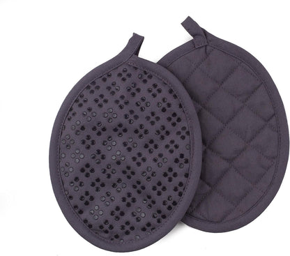 Sticky Toffee Oven Mitt and Pot Holder Set of 3 – Gray Non-Slip Kitchen Hot Pads and Mitts with Silicone Grip, 100% Cotton Shell, Oeko-Tex Cotton